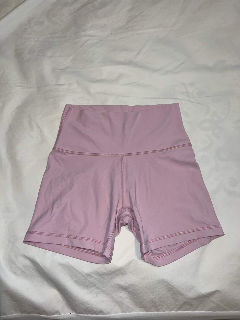 Aritzia BUTTER Cheeky Hi-Rise 5" Short